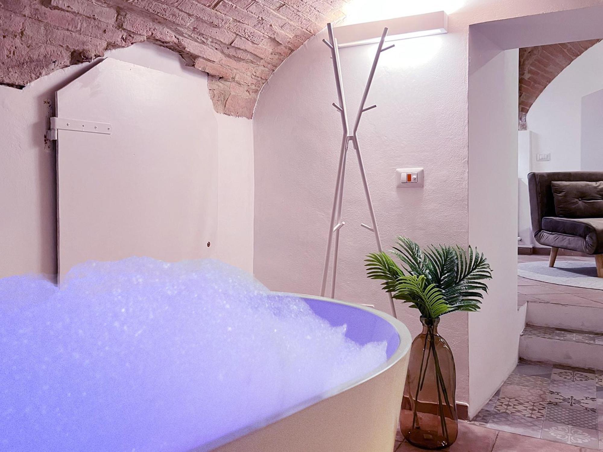 Medieval Flat With Whirlpool Bath Перуджа Екстериор снимка