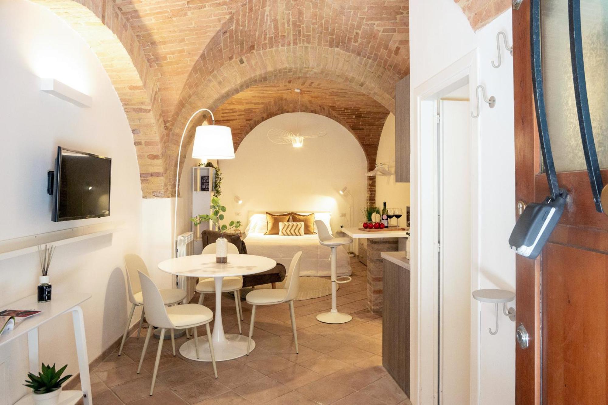Medieval Flat With Whirlpool Bath Перуджа Екстериор снимка